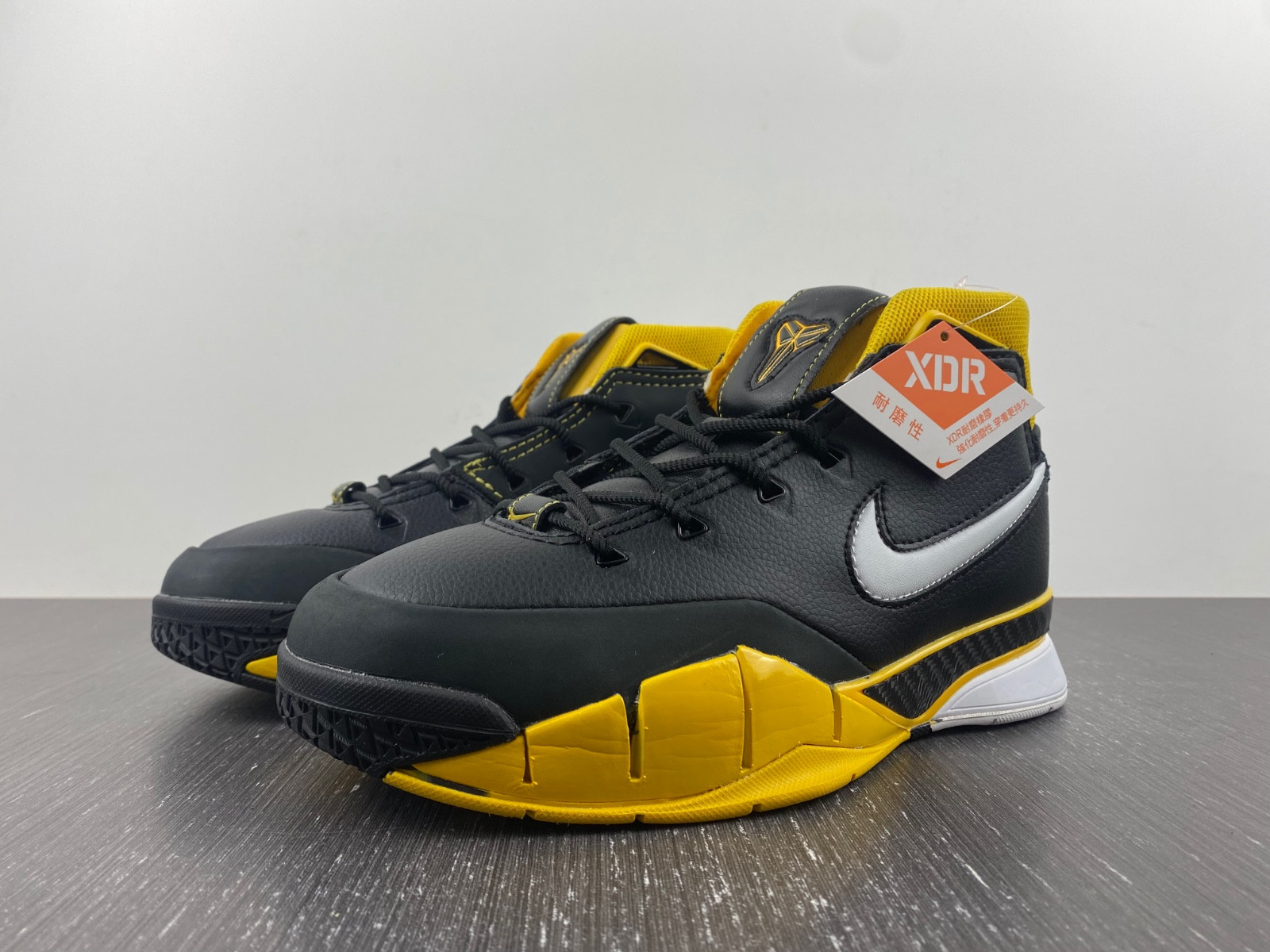 nike zoom kobe 1 protro