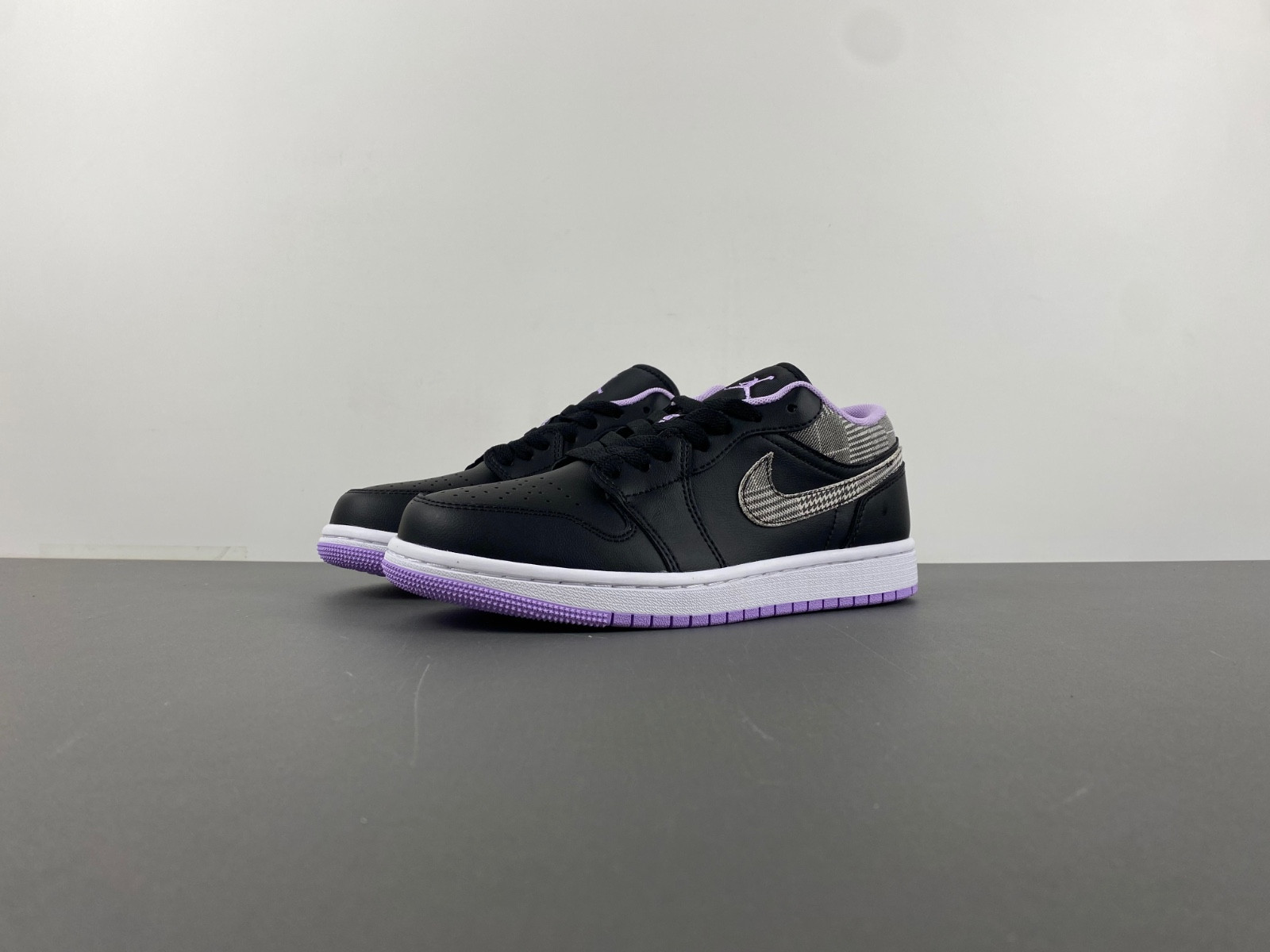 Air Jordan 1 Low SE