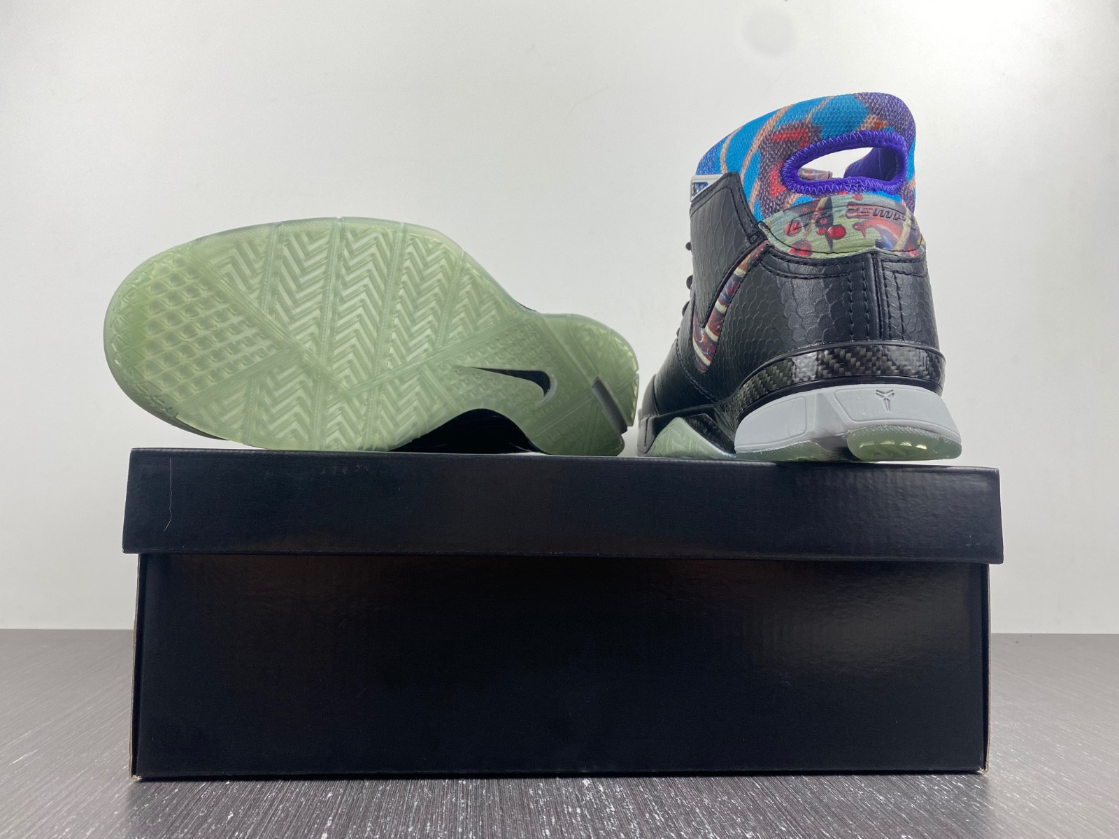 nike zoom kobe 1