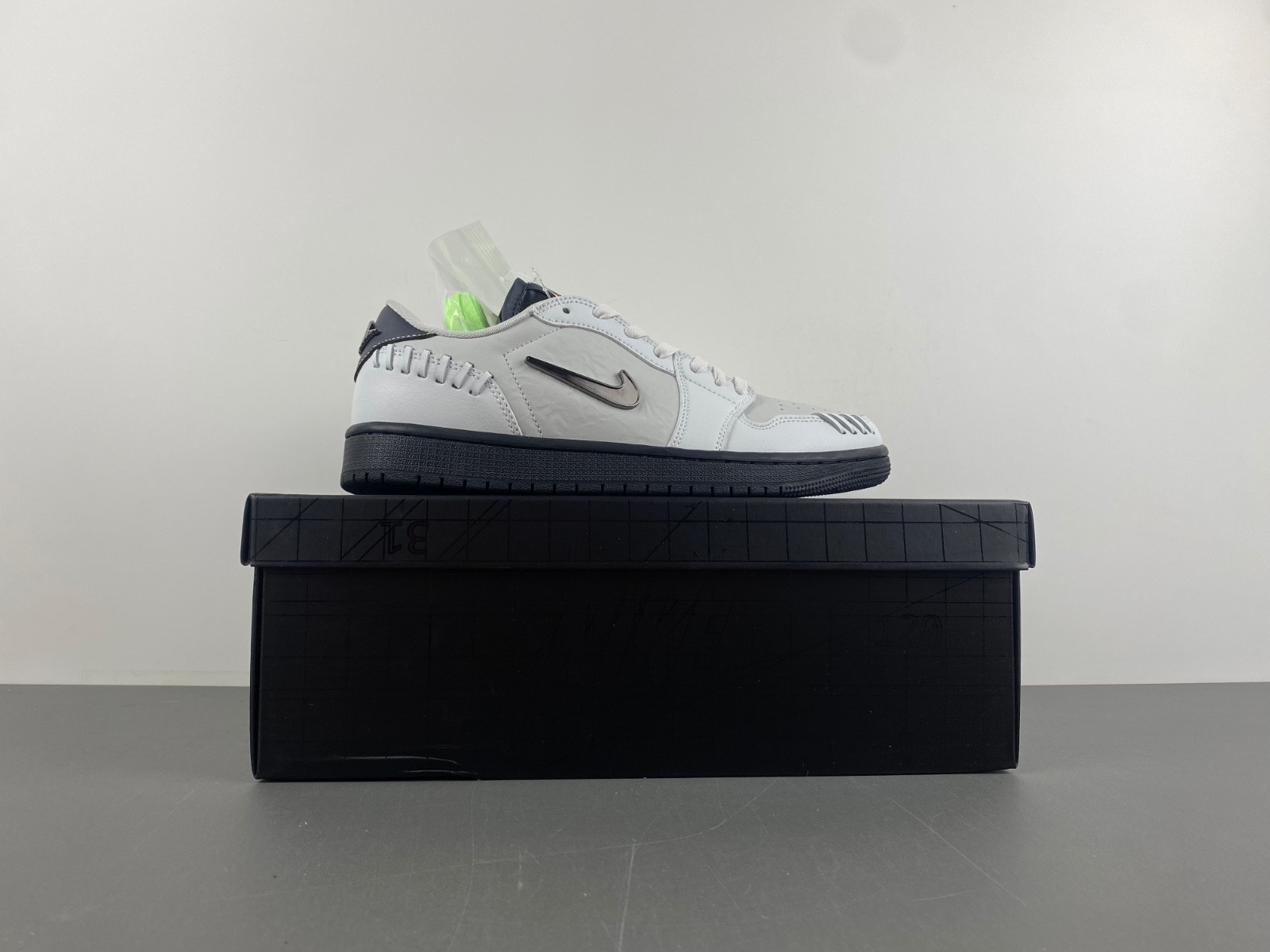 Air Jordan 1 MM Low