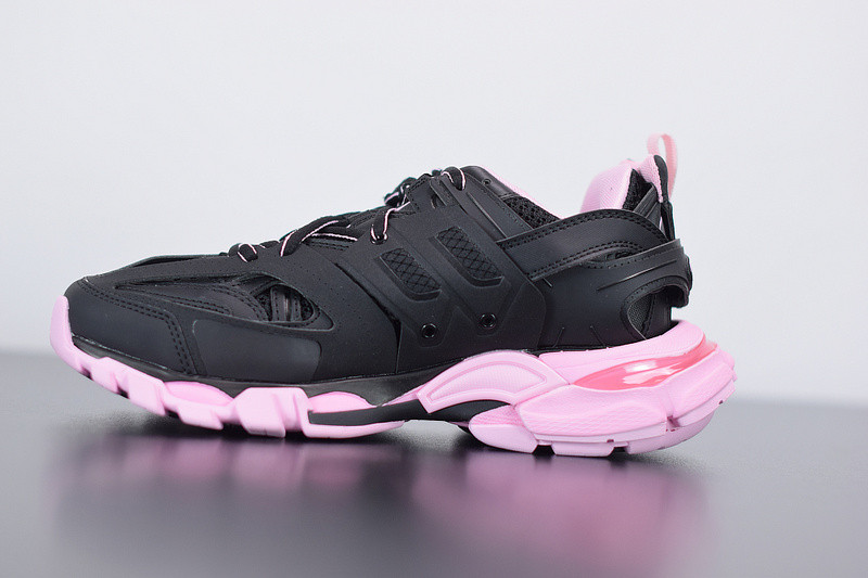 bc track sneaker