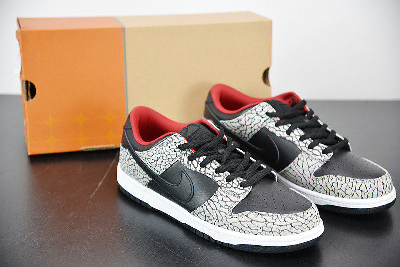 S*p*e x nike sb dunk low pro sb
