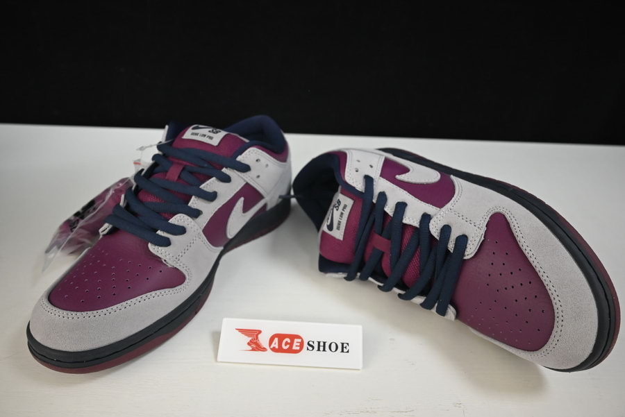 nike dunk low sb