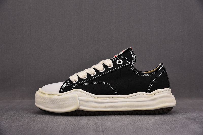 maison mihara yasuhiro sneaker