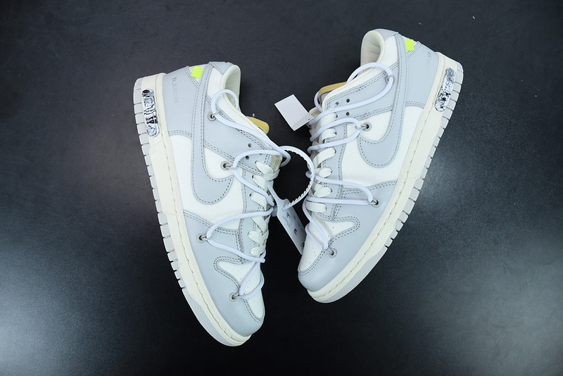 of x dunk low