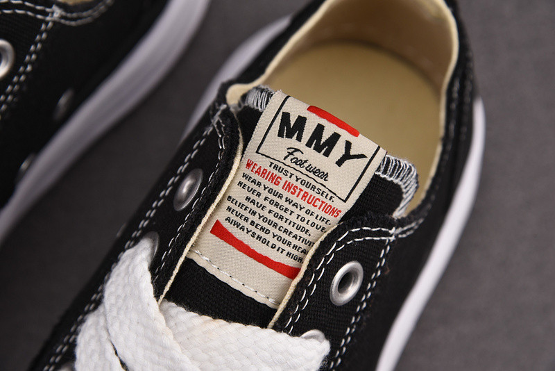 maison mihara yasuhiro sneaker