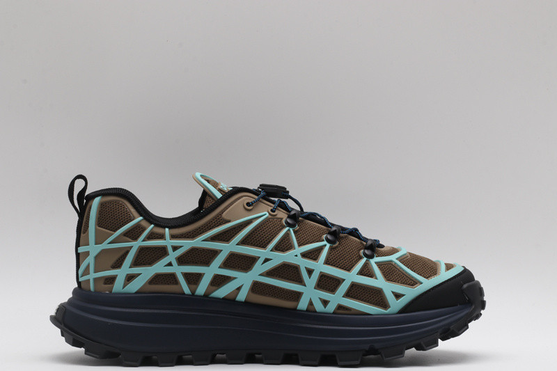dio* sneaker