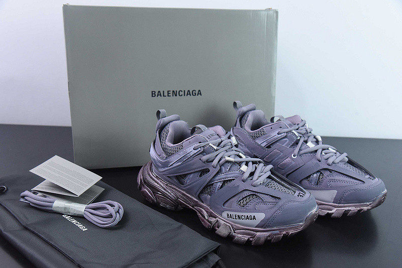 bc track sneaker