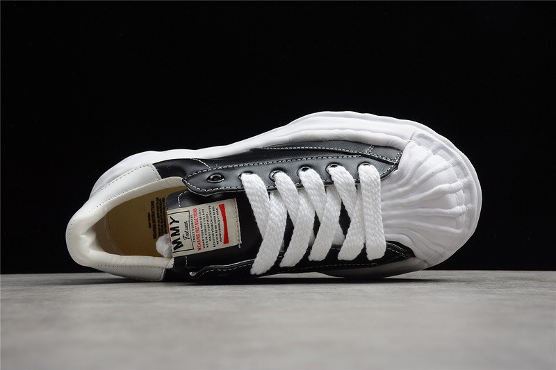 maison mihara yasuhiro sneaker